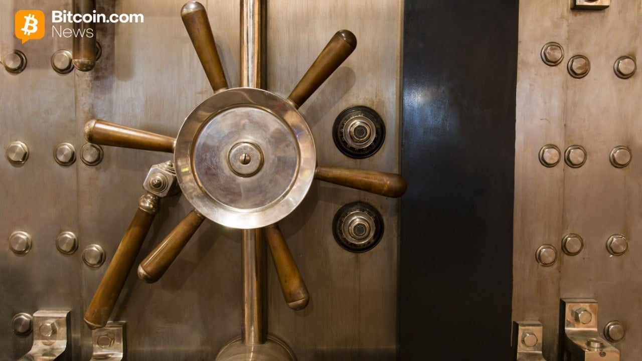 Falcon Finance Introduces Dollar‑Yield Bitcoin Vault, Expanding Stablecoin‑Based Income Options